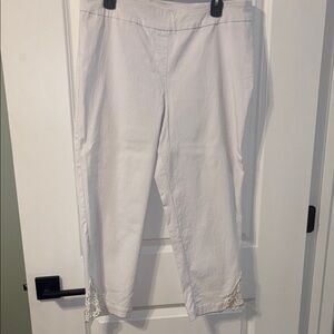 White Cropped Pants with Lace Detail